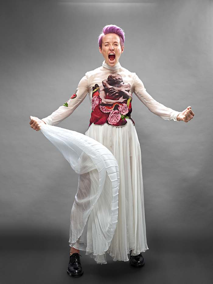 megan-rapinoe-portrait-screaming